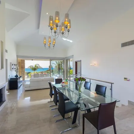 Harmonia Beachfront