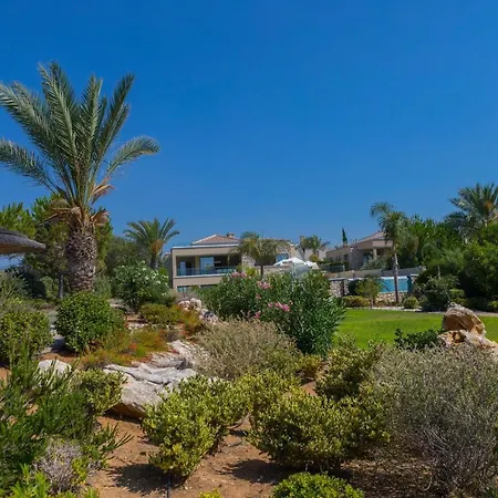 Villa Harmonia Beachfront