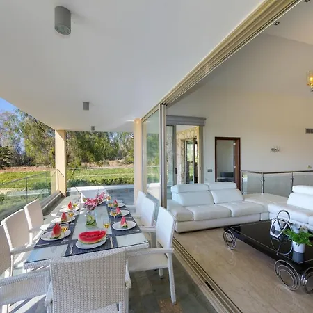 Harmonia Beachfront