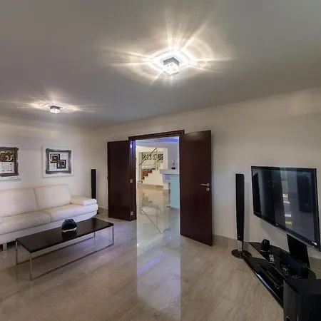 Harmonia Beachfront