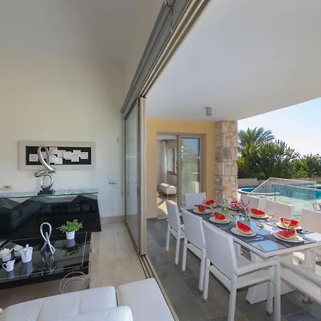 Harmonia Beachfront